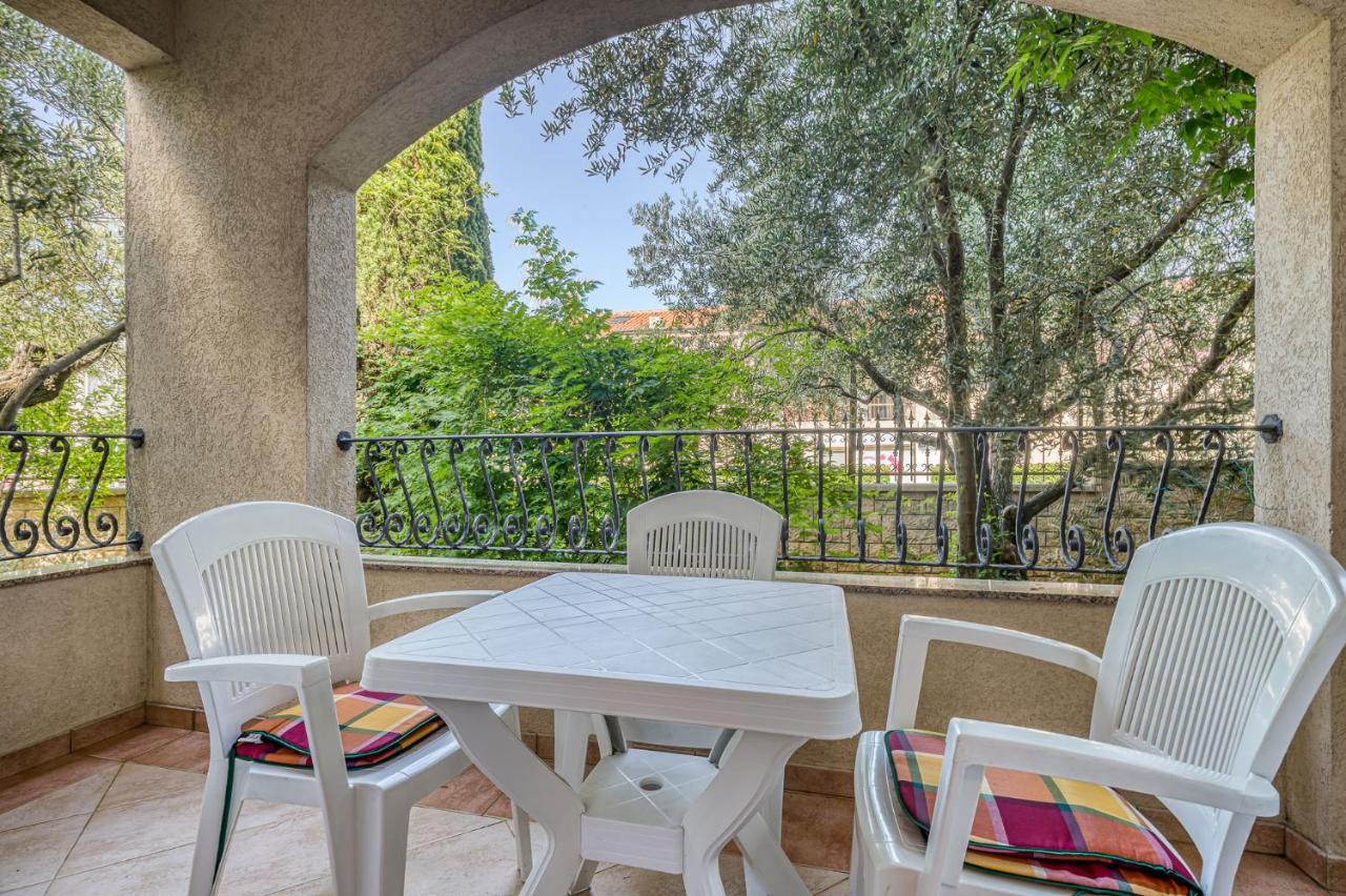 House Laura 200M From The Beach And The Center Apartment Poreč Exterior foto